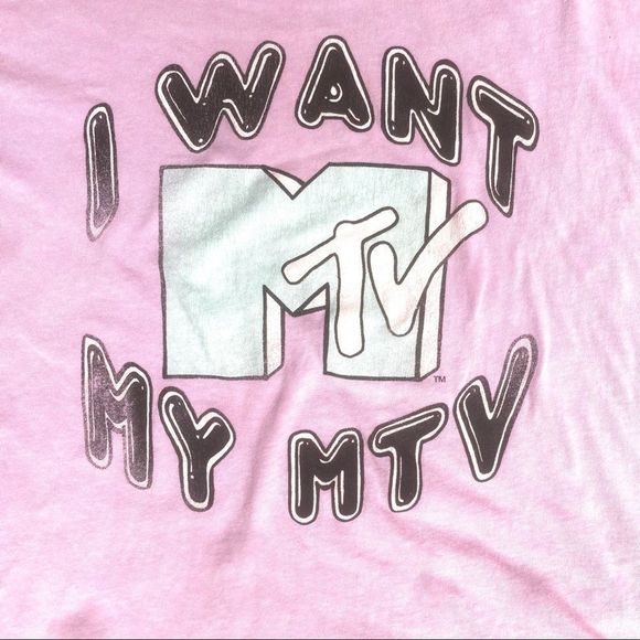 AEO I Want My MTV Distressed Crop Graphic Tee L - Picture 2 of 10